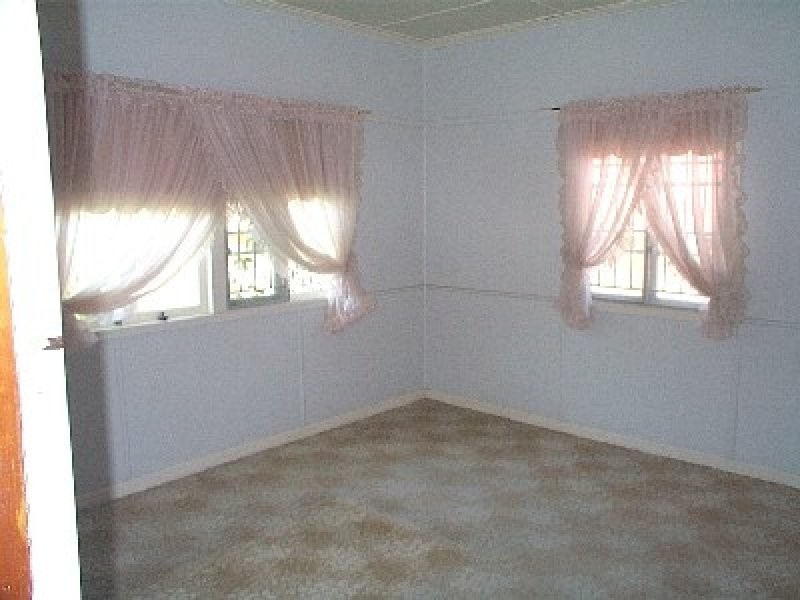 83 Byth Street, Stafford QLD 4053