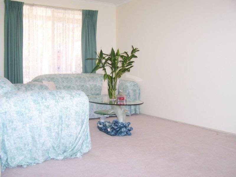 9 Kendari Court, Hampton Park VIC 3976