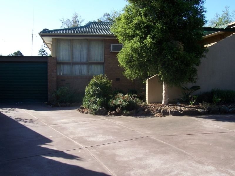 11 Cotham Square, Hampton Park VIC 3976