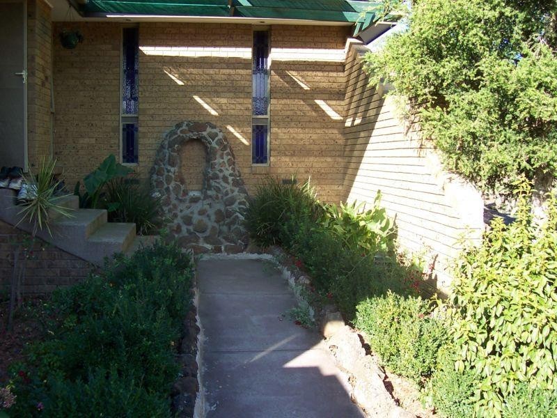 11 Cotham Square, Hampton Park VIC 3976