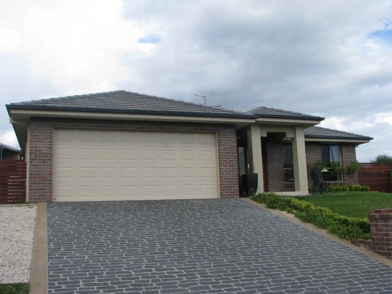 20 Norris Drive, Armidale NSW 2350