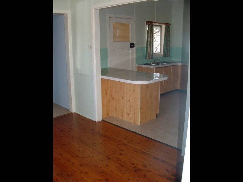 182 Chapel Street, Armidale NSW 2350