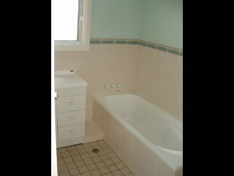 182 Chapel Street, Armidale NSW 2350