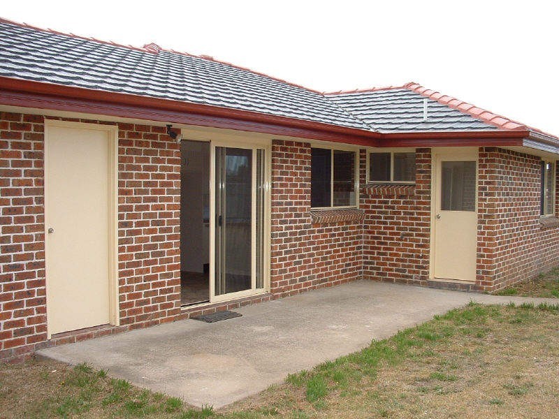 38 Claude Street, Armidale NSW 2350