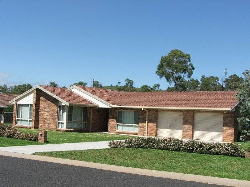 66 The Avenue, Armidale NSW 2350