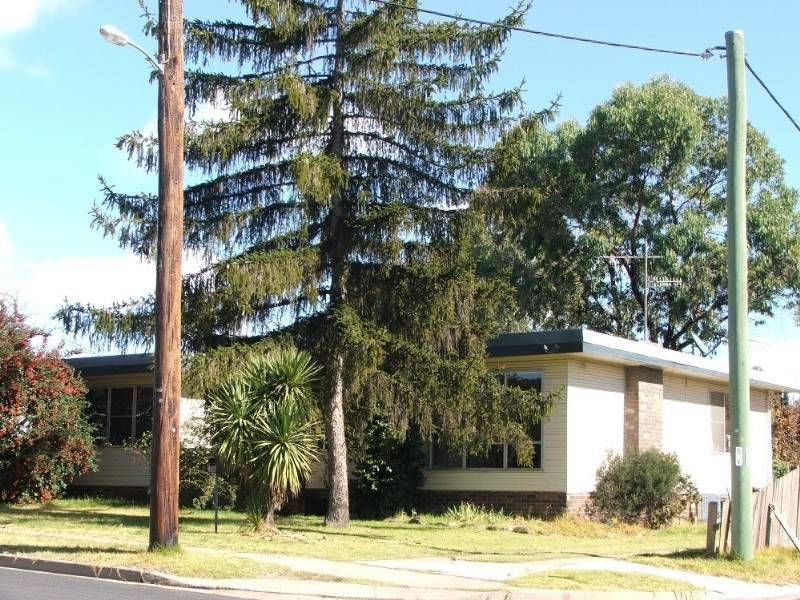 106 Niagara Street, Armidale NSW 2350