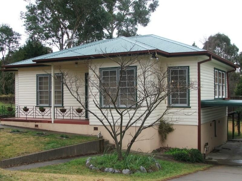 85 Newton Street, Armidale NSW 2350