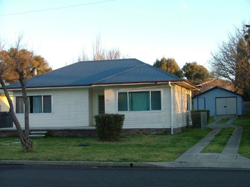 72 Mossman Street, Armidale NSW 2350
