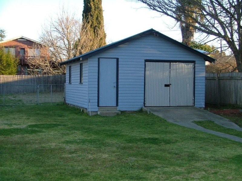 72 Mossman Street, Armidale NSW 2350