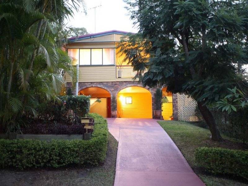 18 Barkala St, The Gap QLD 4061