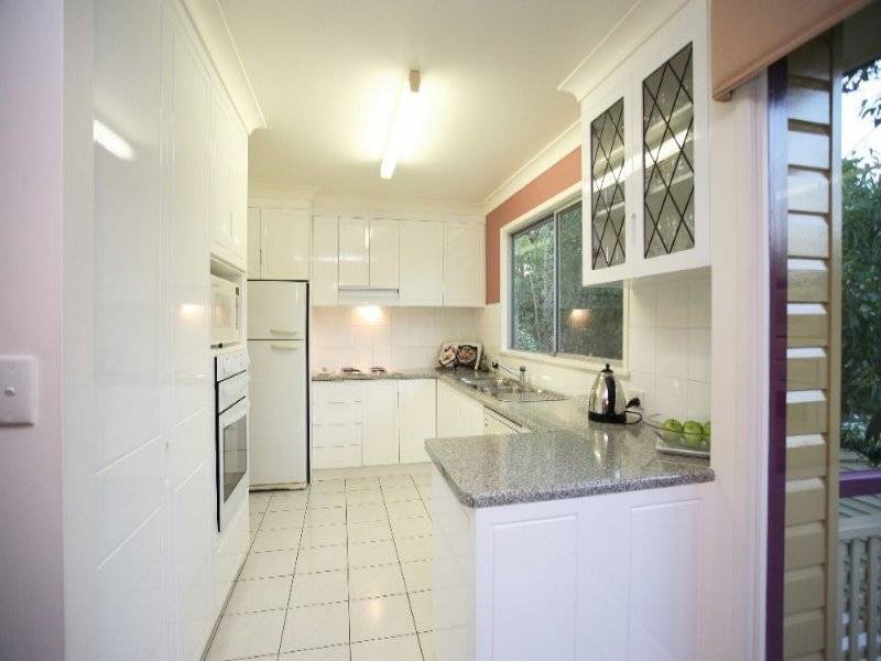 18 Barkala St, The Gap QLD 4061