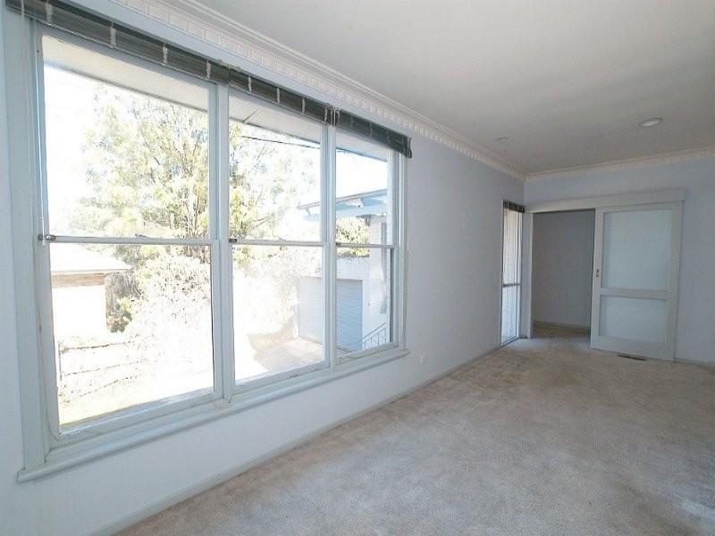 11 Aurisch Avenue, Glen Waverley VIC 3150