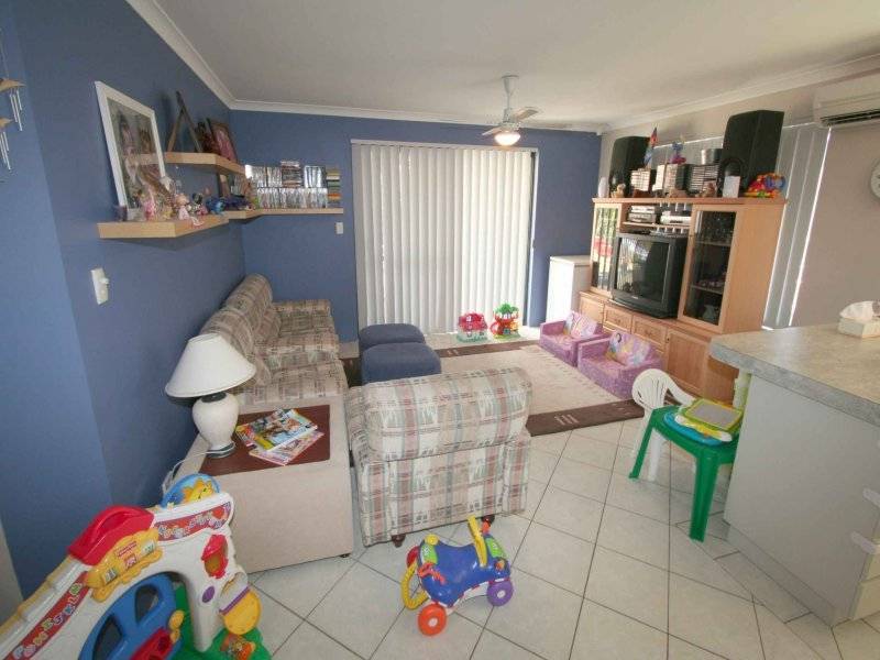 219 Bennett Springs Drive, Beechboro WA 6063