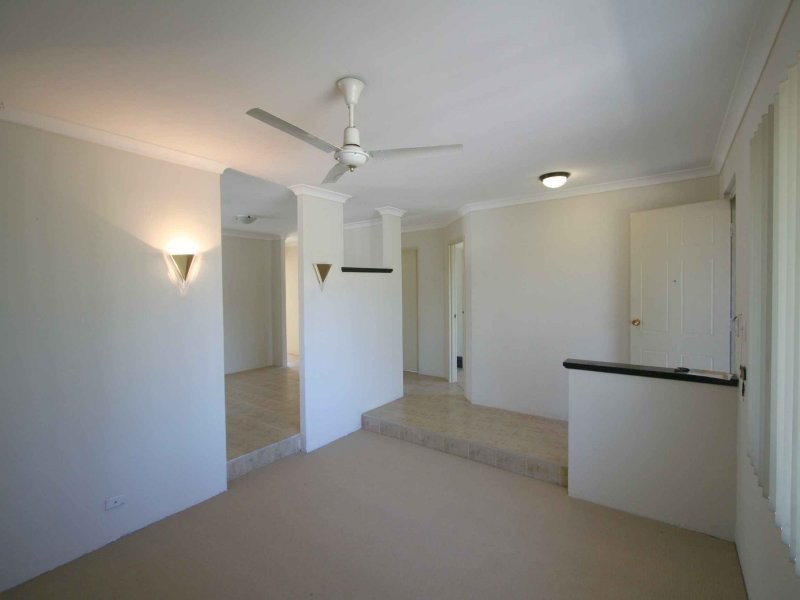 45 Wyperfeld Gardens, Ballajura WA 6066