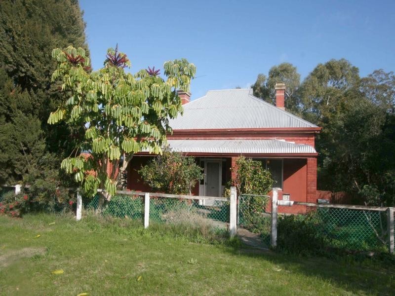 19 Fourth Avenue, Bassendean WA 6054