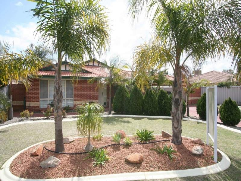 4 Kareena Place, Ballajura WA 6066
