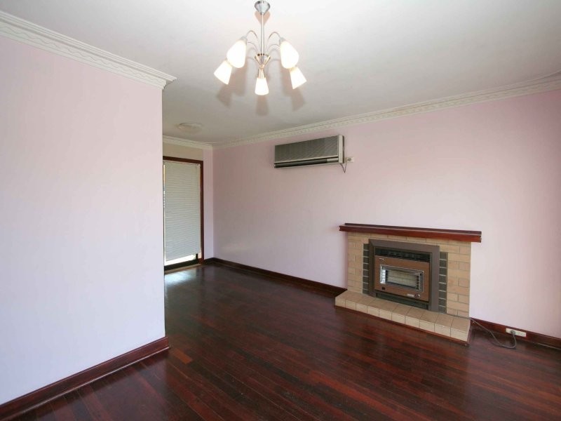 2 Farm Street, Hamersley WA 6022