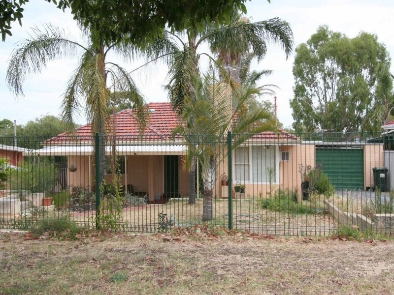 27 Mentone Road, Balga WA 6061