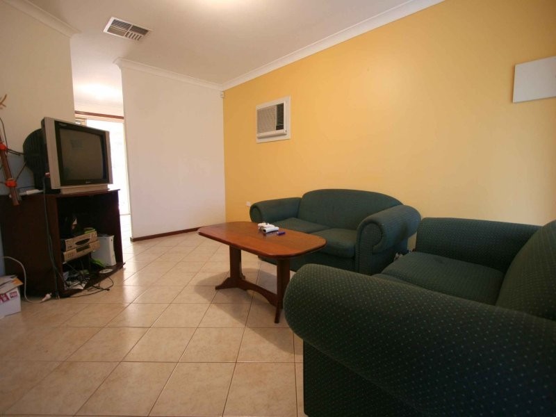 11 Irrawaddy Place, Beechboro WA 6063