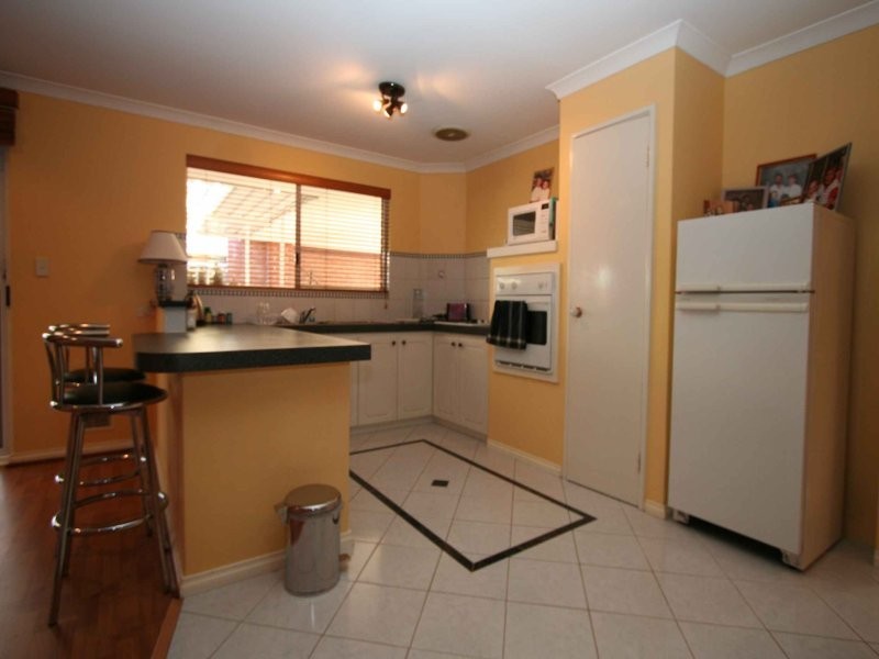 8 Guadalupe Drive, Ballajura WA 6066