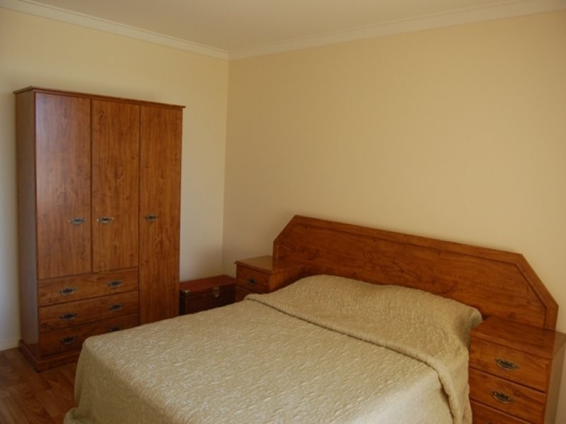 2 Yanna Place, Wanneroo WA 6065