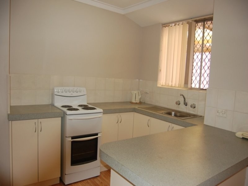 2 Yanna Place, Wanneroo WA 6065