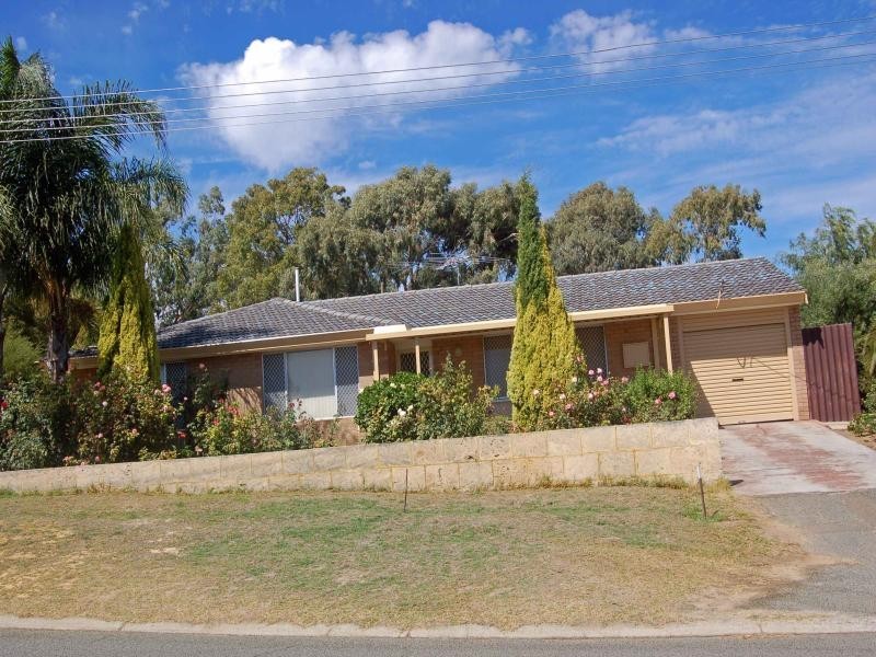 2 Yanna Place, Wanneroo WA 6065