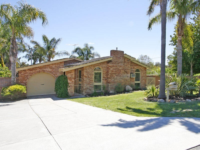 3 Don Place, Hamersley WA 6022