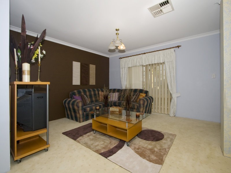36 Heathfield Drive, Landsdale WA 6065