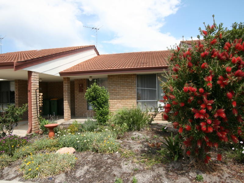 2/11 Gibson Street, Morley WA 6062