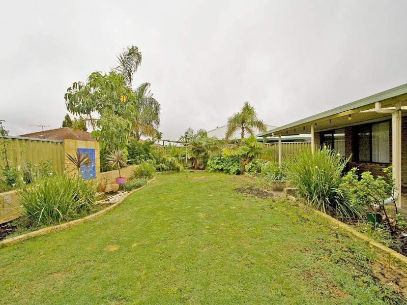 37 Woodleigh Gardens, Ballajura WA 6066
