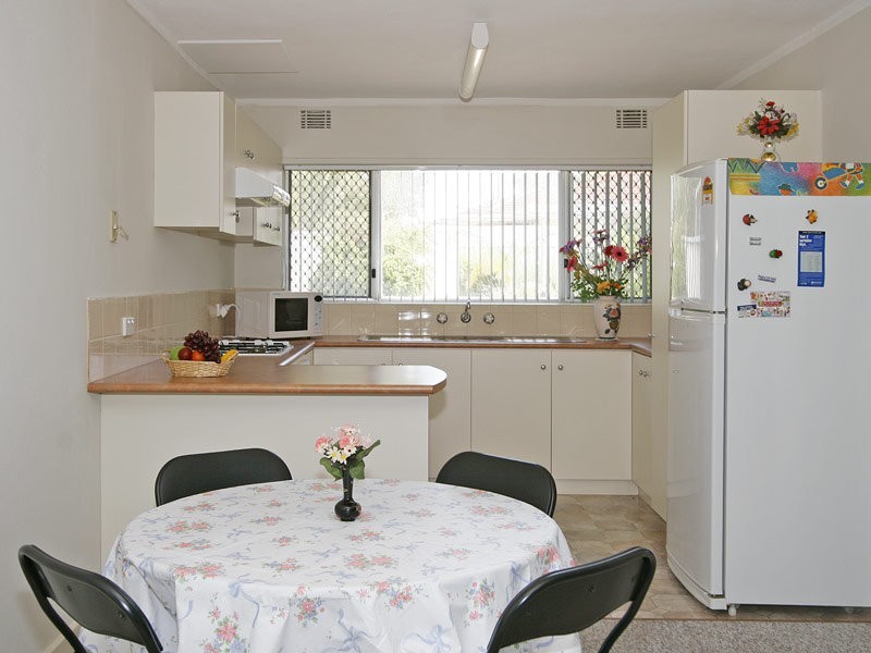 182 Balga Avenue, Balga WA 6061