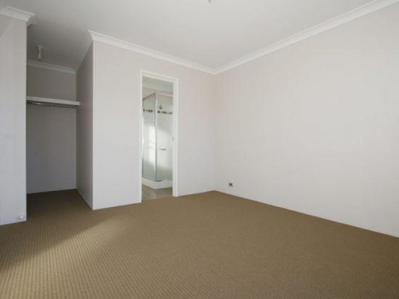 1/254 Landsdale Road, Landsdale WA 6065