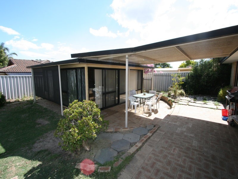 36 Watheroo Court, Ballajura WA 6066