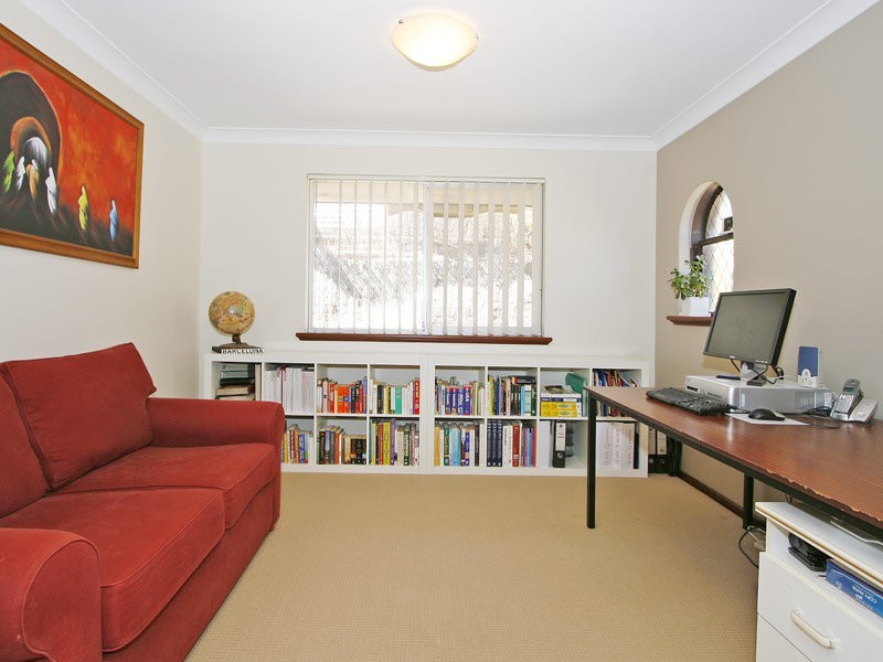 1 Doon Way, Hamersley WA 6022