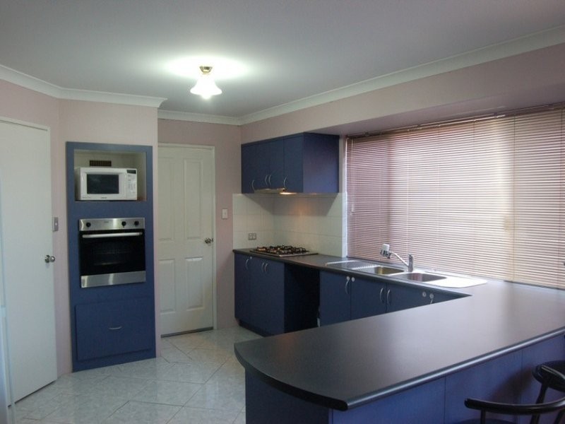 15 Hillwater Promenade, Beechboro WA 6063