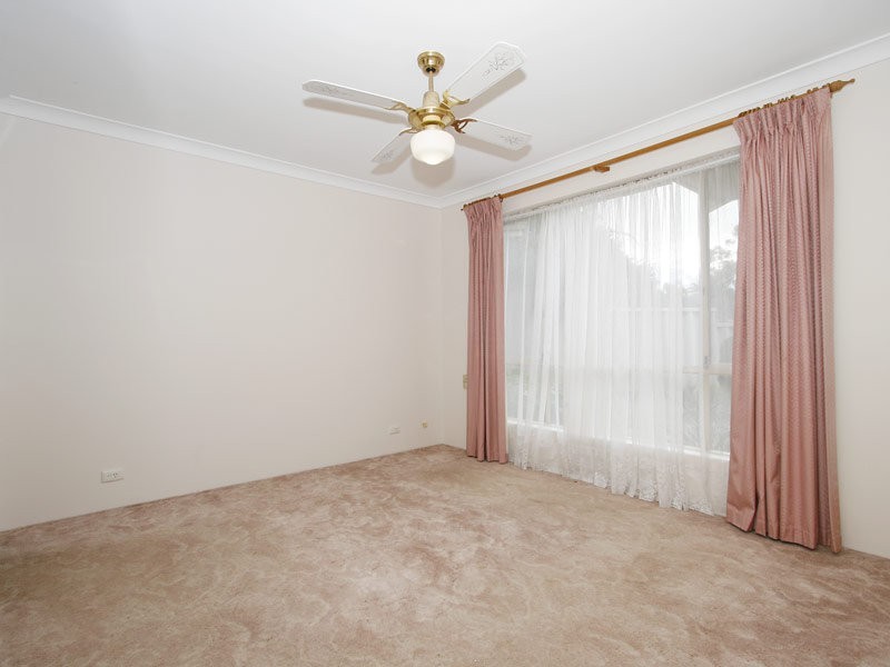 12 Fulmar Mews, Ballajura WA 6066