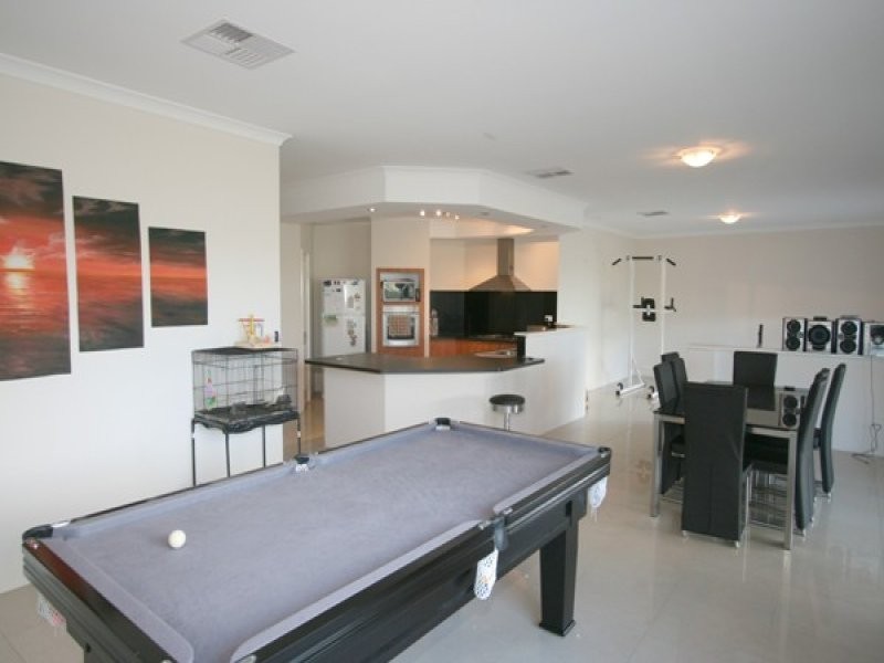 17 Brussels Circuit, Port Kennedy WA 6172