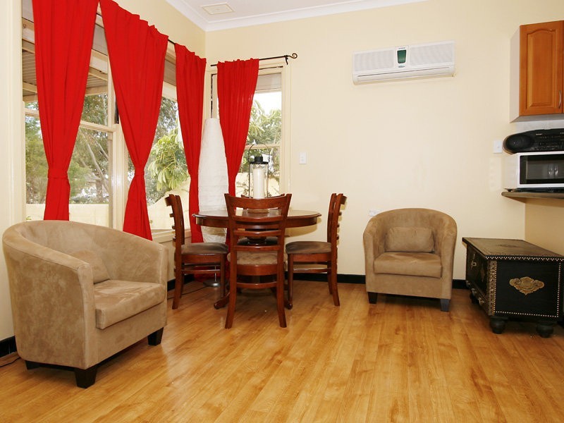 118 Balga Avenue, Balga WA 6061