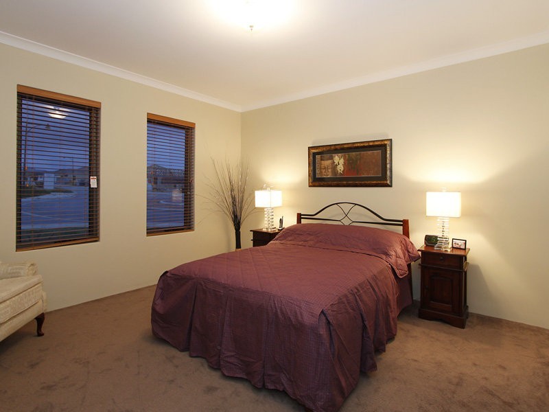 61 Hookstone Drive, Landsdale WA 6065