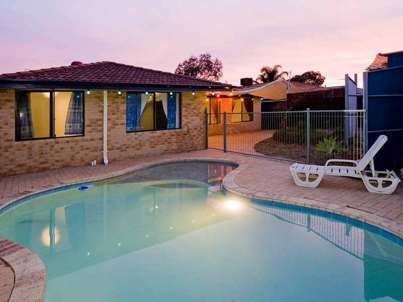 26 Badgingarra Gardens, Ballajura WA 6066