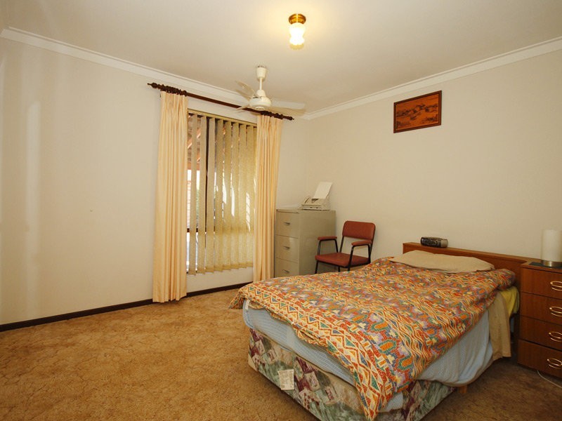 4/73 Elsegood Street, Dianella WA 6059