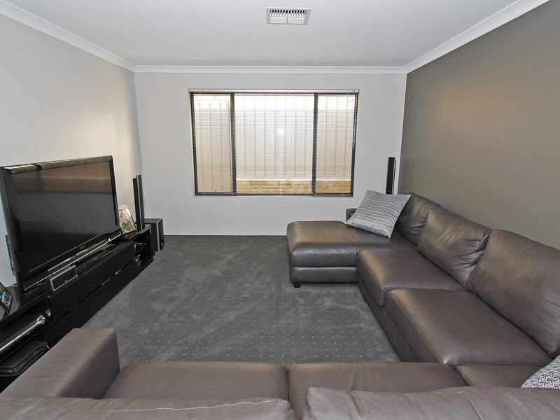 23 Cruiser Turn, Landsdale WA 6065