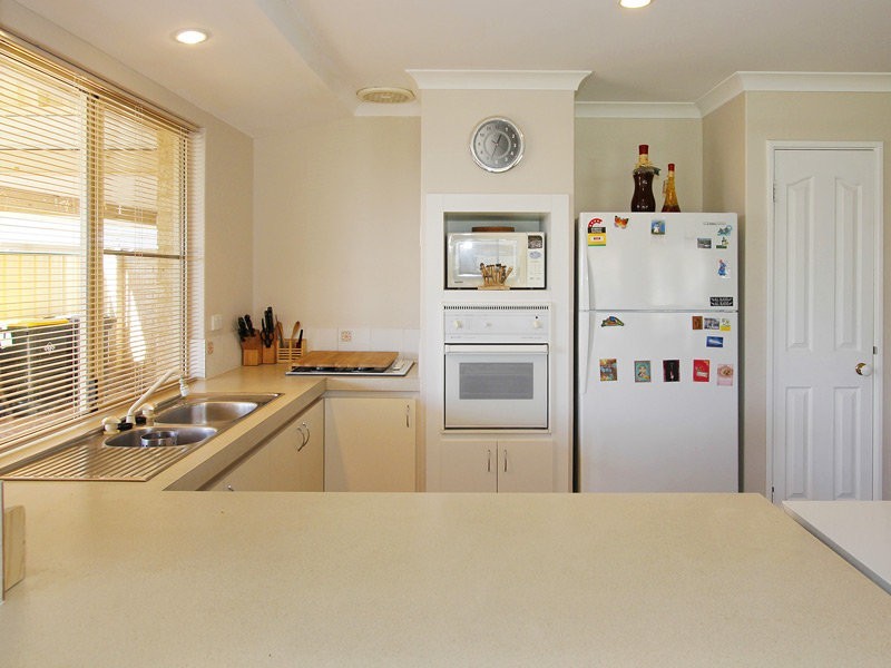 19 Yandal Crescent, Ballajura WA 6066