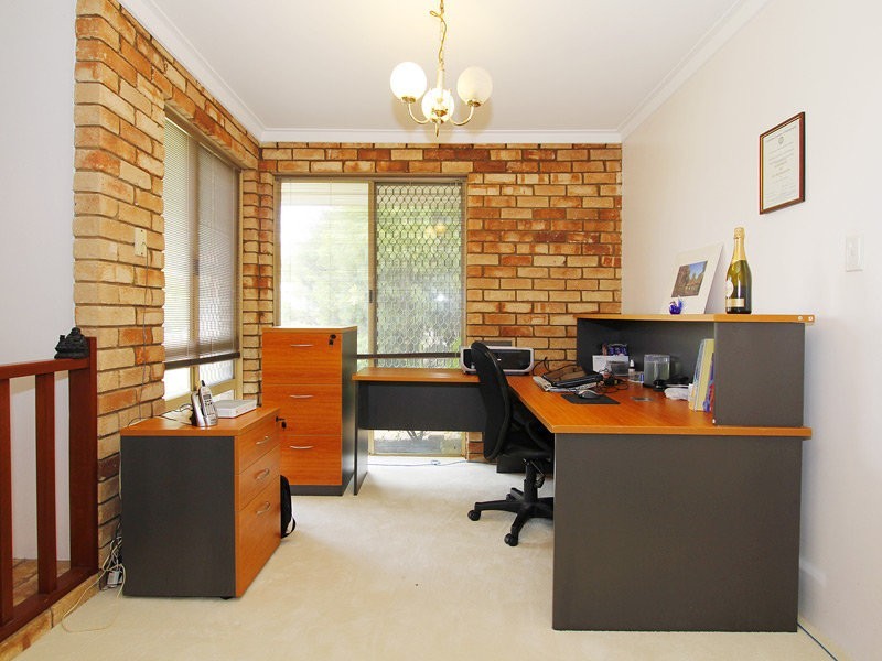 11 Kingfisher Avenue, Ballajura WA 6066