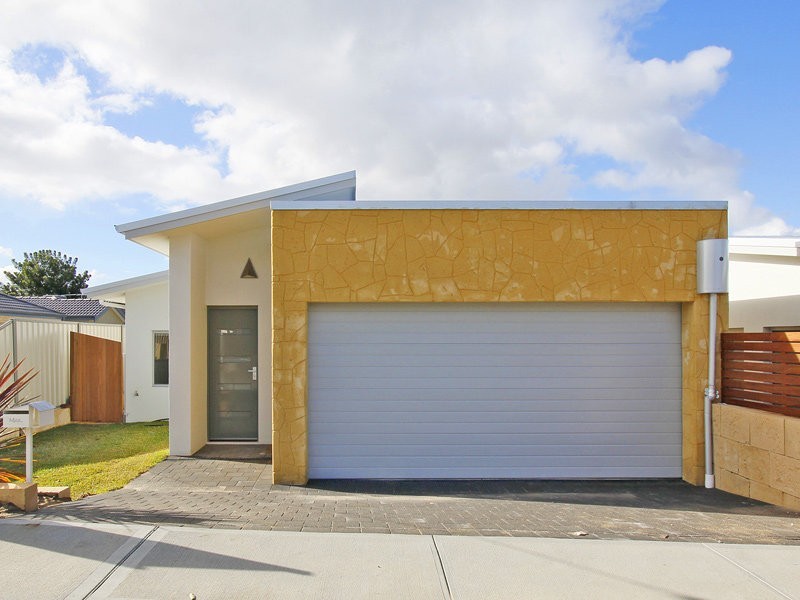 20 Walderton Avenue, Balga WA 6061