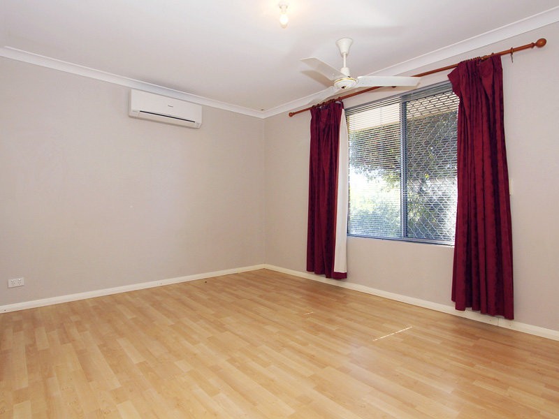 150 Illawarra Crescent, Ballajura WA 6066