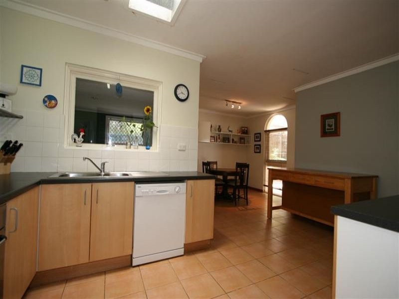 10 Eglinton Crescent, Hamersley WA 6022