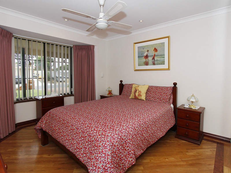 3 Falcon Close, Ballajura WA 6066