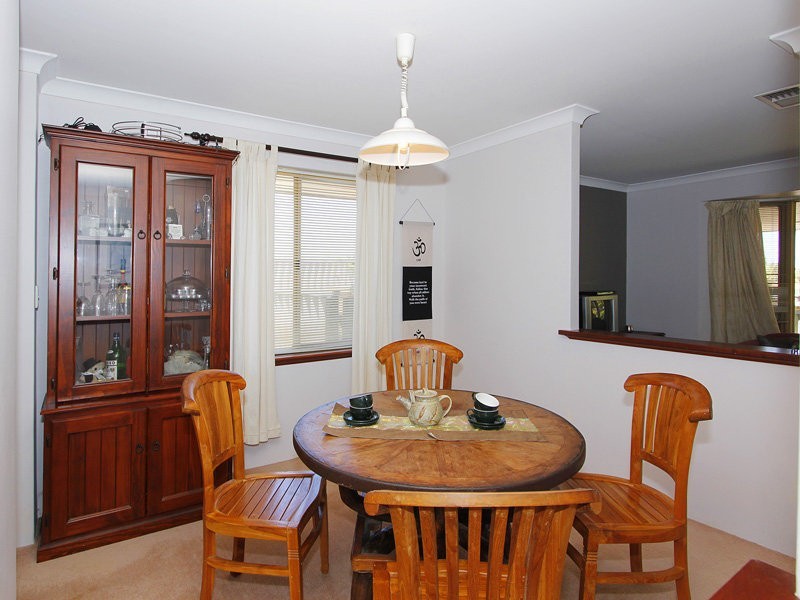 19A Island Retreat, Ballajura WA 6066